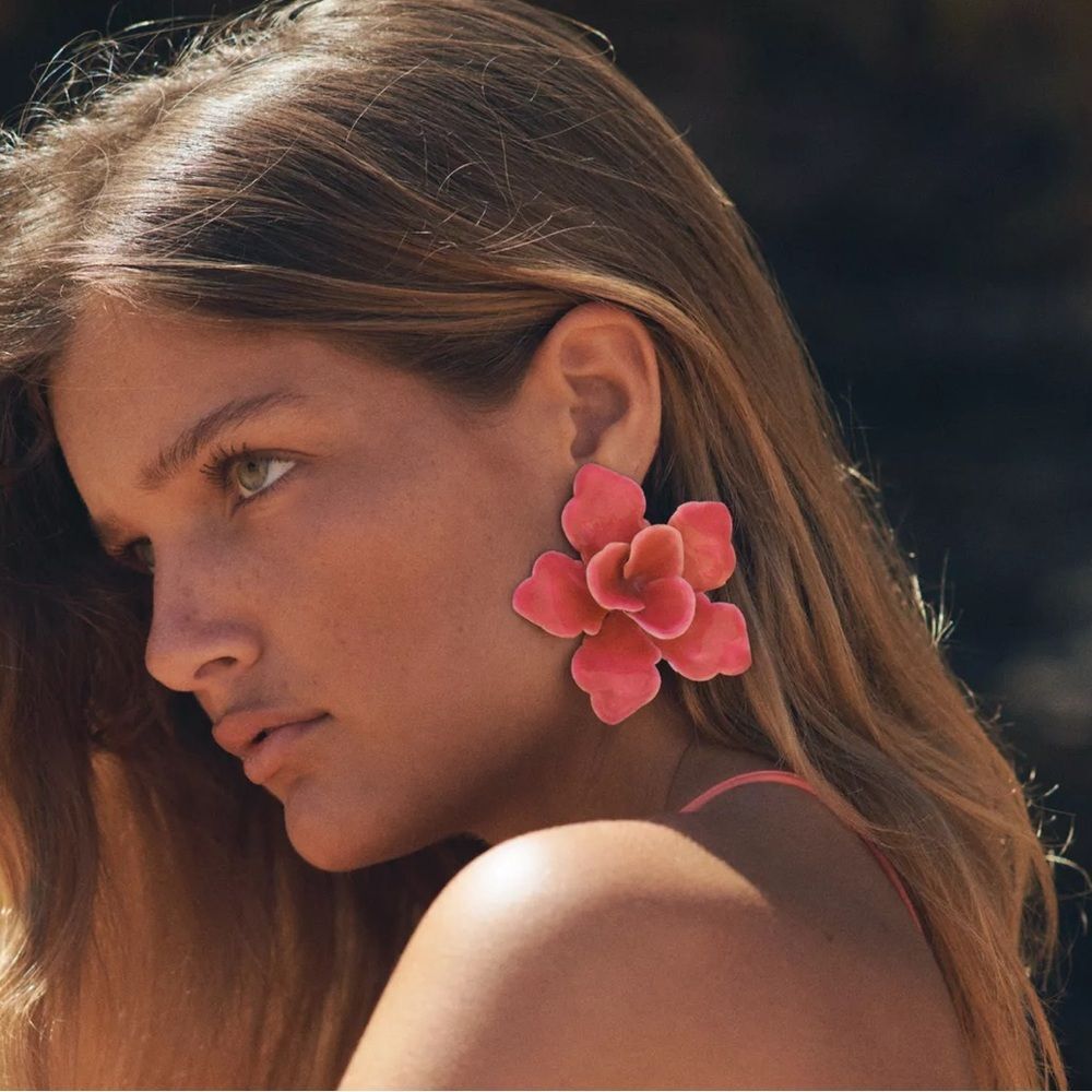 Zara PINK 🌸 ENAMELED FLOWER MAXI EARRINGS NWT
